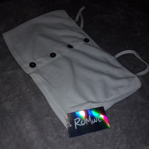 Cami and Shorts set - Picture 7 of 8